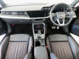 新型の車種から、お求めやすいモデルまで幅広く取り扱っております。