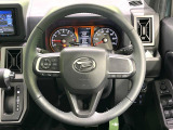【ステアリングスイッチ】運転中、前方から目線をそらすことなく、オーディオ等の操作が可能な便利機能!安心&快適なドライブを演出してくれます♪