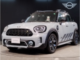F60 MINI CROSSOVER COOPER SE ALL4 アンテイムドエディションが入庫しました。ボディカラーはモメンタムグレーのお車です。