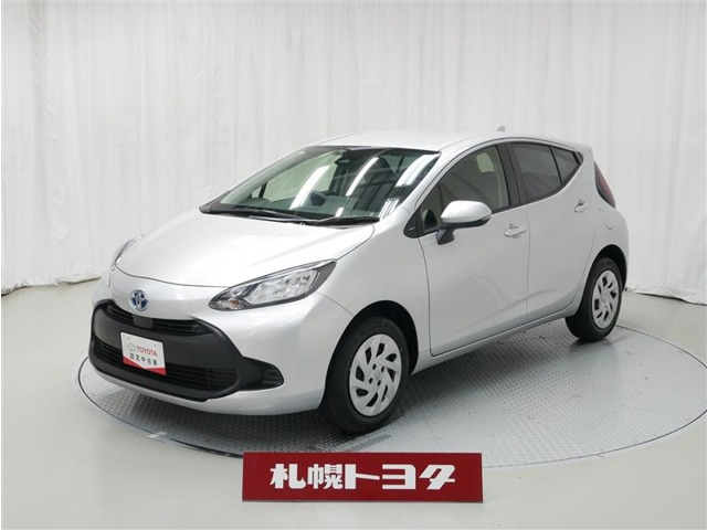アクア 1.5 X E-Four 4WD 