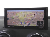 視認性の良いモニターは最新版の地図データにてご納車いたします。