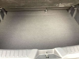 トランクスペースもご覧のとおり広々しております☆SUVならではの使いやすいトランクスペースに夢と希望以外に荷物もしっかり載せることができます☆