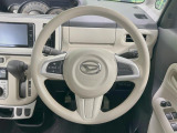 【ステアリングスイッチ】運転中、前方から目線をそらすことなく、オーディオ等の操作が可能な便利機能!安心&快適なドライブを演出してくれます♪