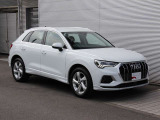 電子制御式油圧多板クラッチを用いたquattro(クワトロ)フルタイム四輪駆動システムを組み合わせることで、安定した加速とコーナリングなど優れた走行性能を実現した。