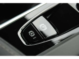 オートホールド機能が装備され、坂道発進の際に後方に下がらないようにします。