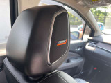ヘッドレストにBOSEのスピーカーがついております!