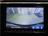 【バックカメラ】後退時も安心。リバース連動で画面が切り替わるのでとっても便利。