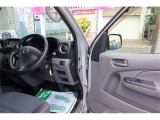 ドレスアップした車の後付部品などですが中古の為、全て現状でお渡しします。保証はありません。気になるものは動作確認しますので事前に聞いて下さい。
