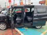 当店では、自社で仕入れした厳選車両を、多数展示しております。リーズナブルなお車を多数在庫しております。掘り出し物を探しにいらしてください。
