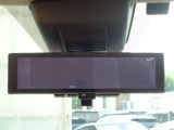 車両後方のカメラ映像を映し出し、車内の状況や、天候などに影響されず、いつでもクリアな後方視界が得られるインテリジェント ル-ムミラ-。お問い合わせは03-5672-1023へ