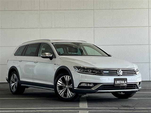 パサートオールトラック TDI 4モーション アドバンス ディーゼル 4WD 本革シート サ...