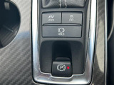 気になる車はすぐにお問い合わせください!画面右側の0066から始まる無料ダイヤルからお問い合わせ下さい!専門スタッフがお車のご質問にお答えいたします!