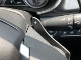 ★マニュアル車のような感覚で操れるパドルシフト★シフトレバーをMモードの位置にして『+』のレバーを引くとシフトアップ『-』のレバーを引くとシフトダウンします!