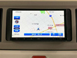 メモリーナビを装備。タッチパネル式で使いやすいです。AVN-LBS01