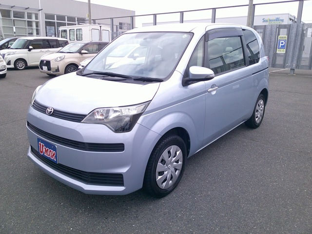 スペイド 1.5 X 4WD 