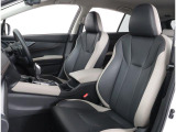 高級感のあるレザーシート!長時間の運転も疲れにくいフロントシート!体をしっかり支えてくれて運転がしやすい形状です!