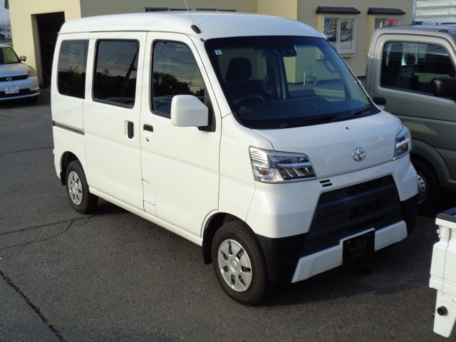 ピクシスバン クルーズ SAIII ハイルーフ 4WD 