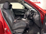 程よい硬さとホールド性が高くロングドライブも疲れにくいシートです。禁煙車の設定は、当社非喫煙者での車内での煙草臭の確認となります。