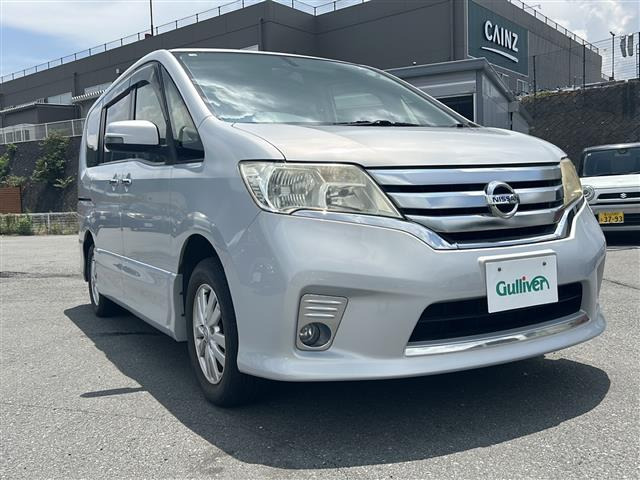 セレナ 2.0 ハイウェイスター 4WD 修復歴無し