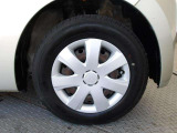 タイヤサイズは145/80R13です