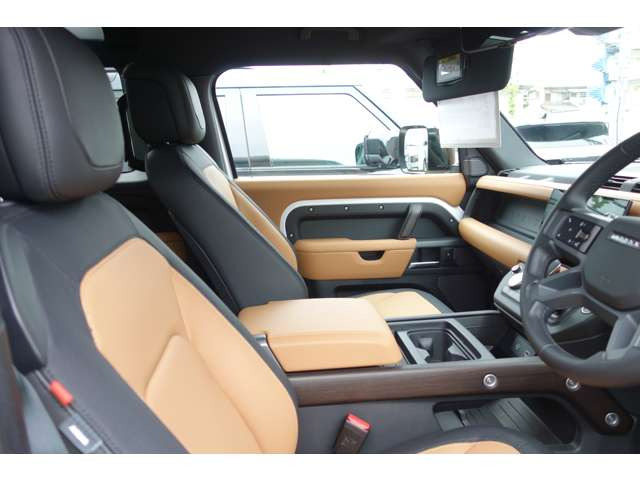 ランドローバー ディフェンダー 90 Xダイナミック HSE 3.0L D300