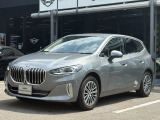 【BMWの伝統】BMWのお車は、“駆け抜ける歓び”を意識し、走行の安定性とコーナリングの良さを追求し、思い通りにハンドルの操作可能です。