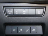 【2Wayドライビングポジションメモリー機能】お二人のシートパターンを記憶することができますので、運転時はボタン一つでシート調節できますね。