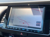 ホンダ純正ナビゲーション装備。インターナビ搭載で目的地までスムーズにご案内いたします。