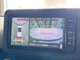 【パノラマモニター】専用のカメラにより、上から見下ろしたような視点で360度クルマの周囲を確認することができます☆死角部分も確認しやすく、狭い場所での切り返しや駐車もスムーズに行えます。