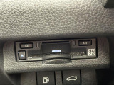 クラウンクロスオーバー 2.5 G アドバンスト レザー パッケージ E-Four 4WD 本革シート