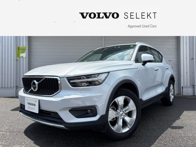 XC40 B4 モメンタム 