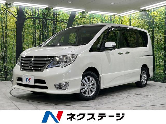 セレナ  ハイウェイスター Vセレクション+セーフティ