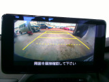 後方確認はバックカメラにお任せ♪後退時に便利で、駐車が楽になります♪