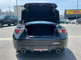 彦根インターからお車で3分とアクセス便利!近くには有名観光地の彦根城もありますので、観光と合わせてのご来店も良いですね♪活気溢れる自慢のスタッフがお客様のご来店をお待ちしております!