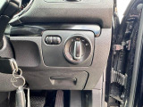 常に触れる事となる運転席周りです。まるで自宅に居るようにリラックスできる運転席です。外の喧騒を忘れさせてくれますね。