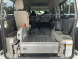 車いす4脚タイプになります。
