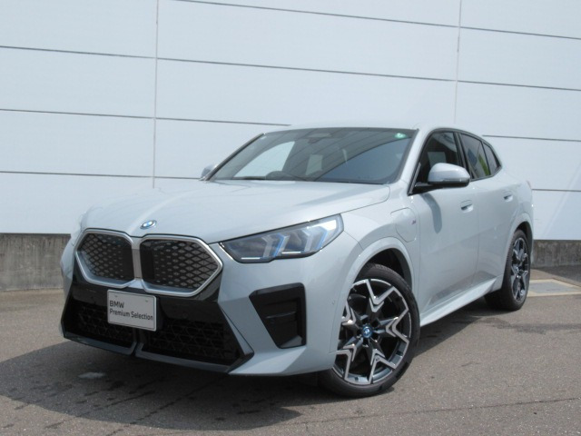 iX2xドライブ30 Mスポーツ 4WD