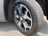 純正15インチアルミホイールでスタイルバッチリ!165/60R15タイヤです