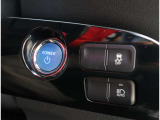 当店ではスポーツグレードや人気車種・上級グレードを主に仕入れ強化しております!中古車でお買い得感あるお車展示中となっておりますのでお客様のご来店、お見積もり依頼お待ちしております。