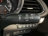オートライトシステム 車外の明るさを感知し、自動でヘッドライトのON,OFFをコントロールします