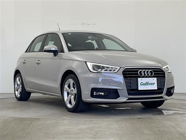A1スポーツバック1.0 TFSI スポーツ本革シート 修復歴無し