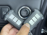 【スマートキー(エンジンスタートストップスイッチ)】スマートキー(電子キー)を持っていれば、スイッチを押すだけでエンジンをかけることができます!