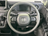 【ステアリングスイッチ】運転中、前方から目線をそらすことなく、オーディオ等の操作が可能な便利機能!安心&快適なドライブを演出してくれます♪