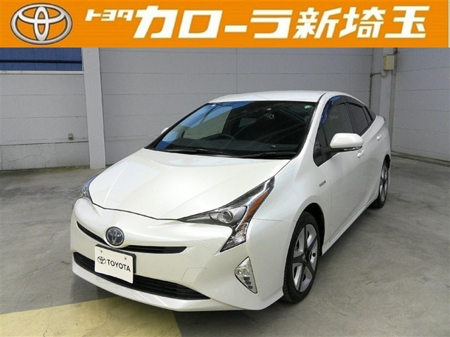 プリウス 1.8 S ツーリングセレクション E-Four 4WD 