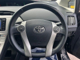 【純正革巻きステアリング】上質な革を使用することで、手にしっかり馴染みとても運転しやすいハンドルです♪