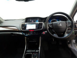 Honda車が初めての方にも扱いやすく分かりやすいインパネ周りと各種スイッチ類です。