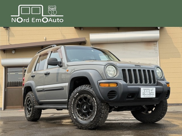 チェロキー スポーツ 4WD /2インチリフトアップ/ミディアムグレー