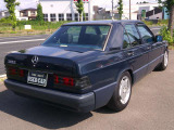 非常に程度の良い綺麗な車です。価格以上の価値はあると思います。オートローンも可能で、事前審査も行なっているので、気軽にご相談ください。