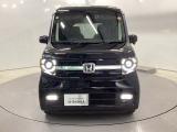 LEDヘッドライトを装備しています。LEDヘッドライトはとても明るく、雨の日や夜間走行も安全・安心です。オートライトコントロール付きで周囲の明るさに応じて自動で点灯・消灯します