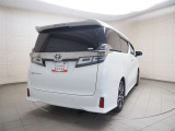 ご納車の前には当社整備工場にて点検整備を実施の上お渡しとなりますので安心してお乗り頂けます。